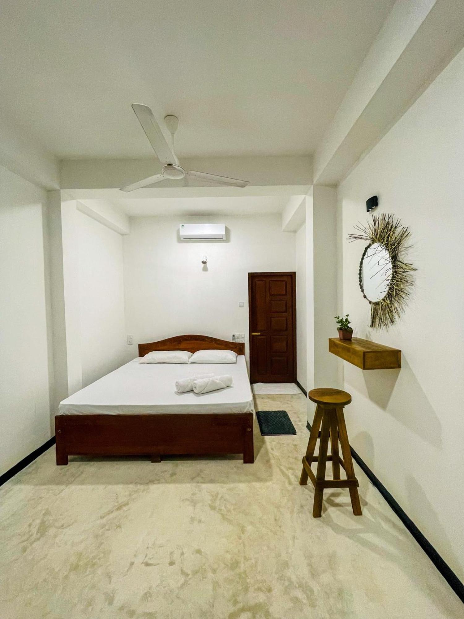 Bed and Breakfast La Fiesta Weligama Pokój zdjęcie